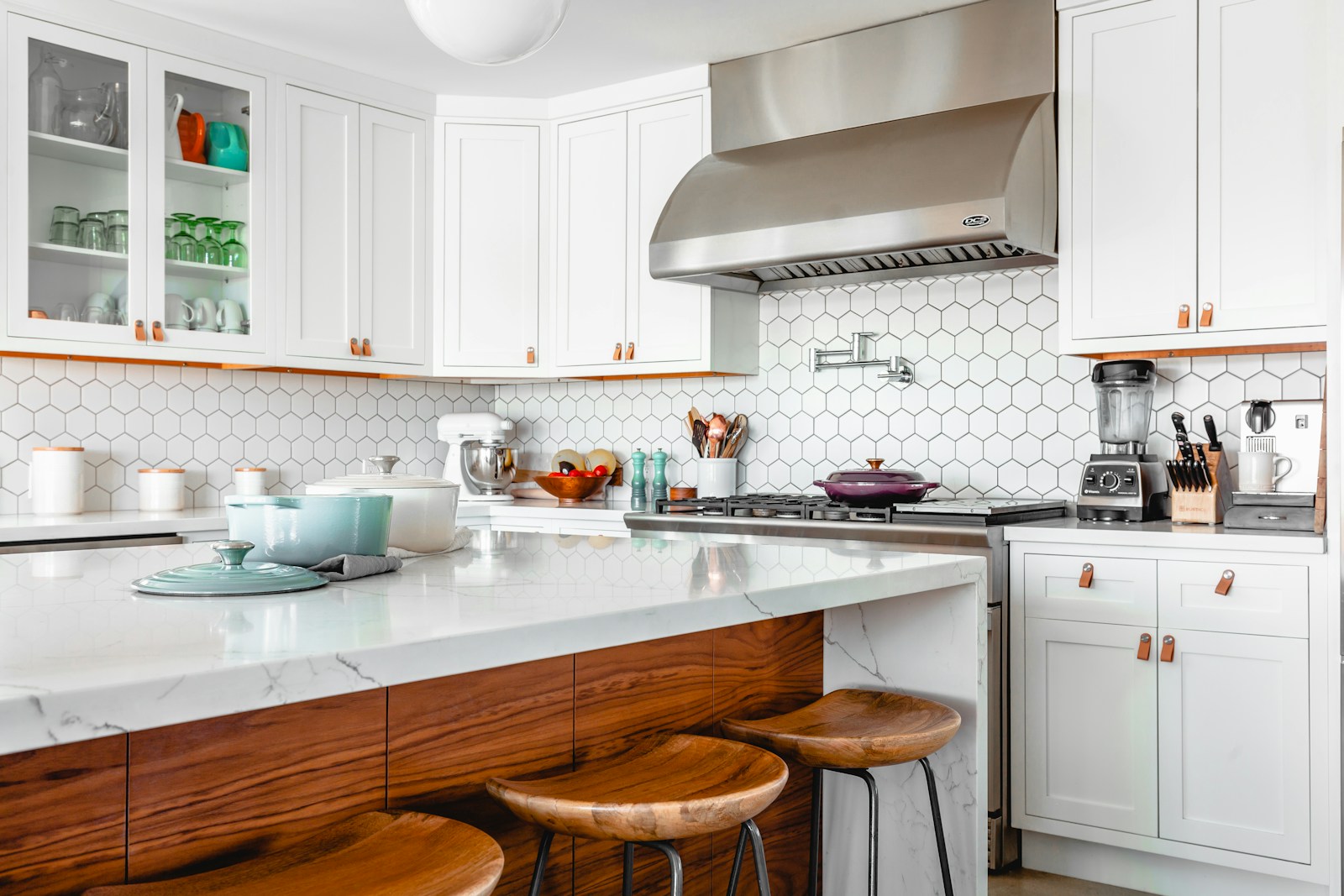 Bright kitchen with open work surfaces and everyday cooking essentials